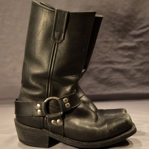 SANTA FE BOOT - Women's 8 Riding Biker Boots - Belted. Unisex.  Men 6.5